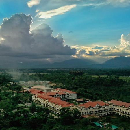 Mayfair Tea Resort Siliguri Ngoại thất bức ảnh